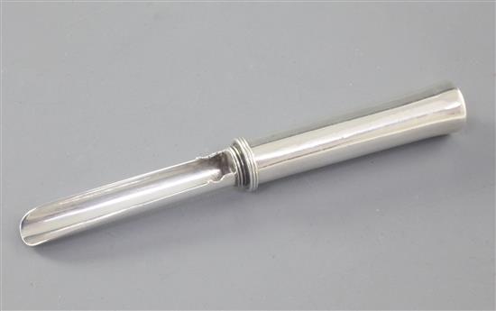 A George III silver travelling apple corer, London, 1808, 69mm.